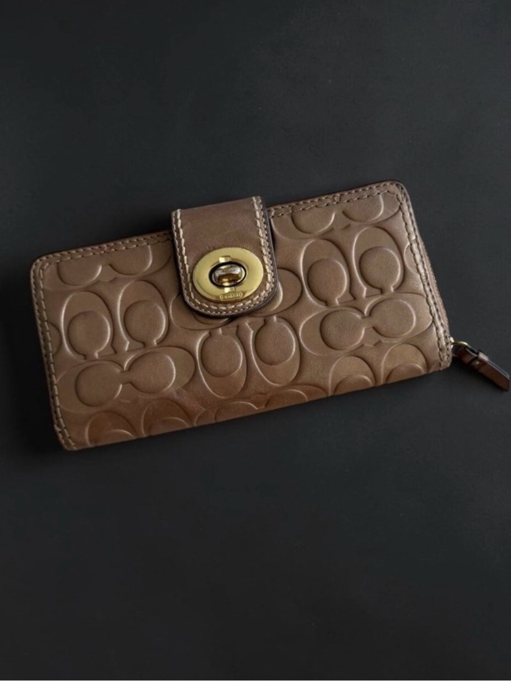 COACH Bronze Leather Kisslock Clutch Zip Wallet